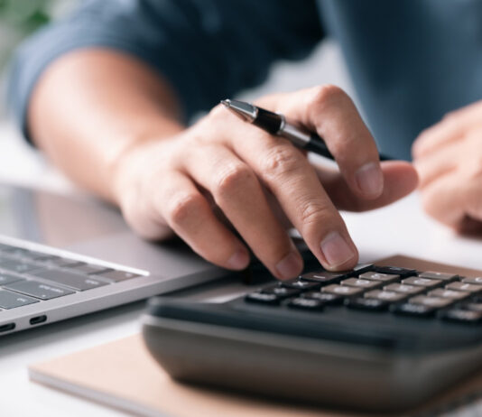Optimiser sa trésorerie lors d’un rachat de crédits consommation